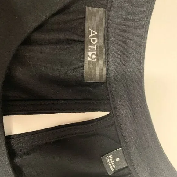 Apt.9 Sleeveless blouse size small - Picture 7 of 10